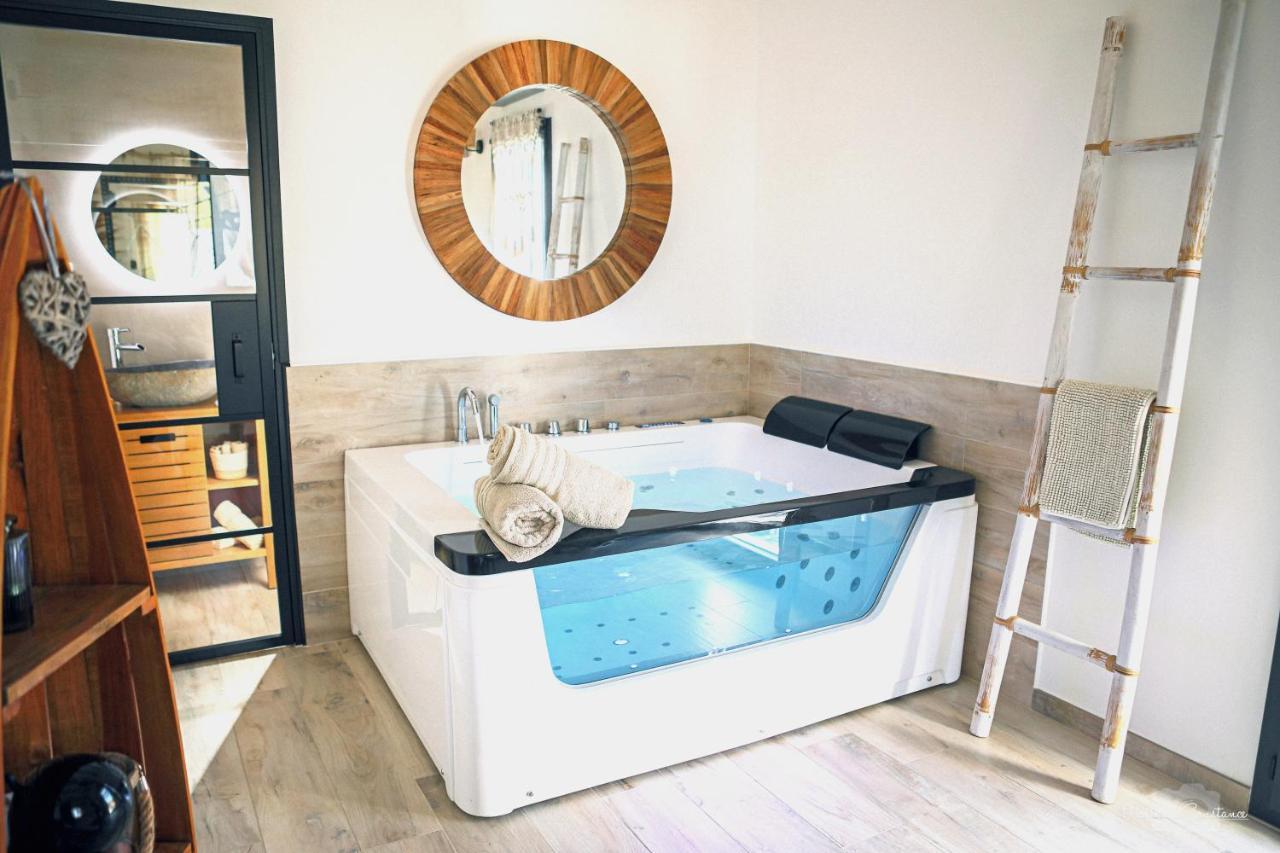 Villa Cocoon - Love Room Cocooning & 50 Nuances Cuges-les-Pins Exterior foto